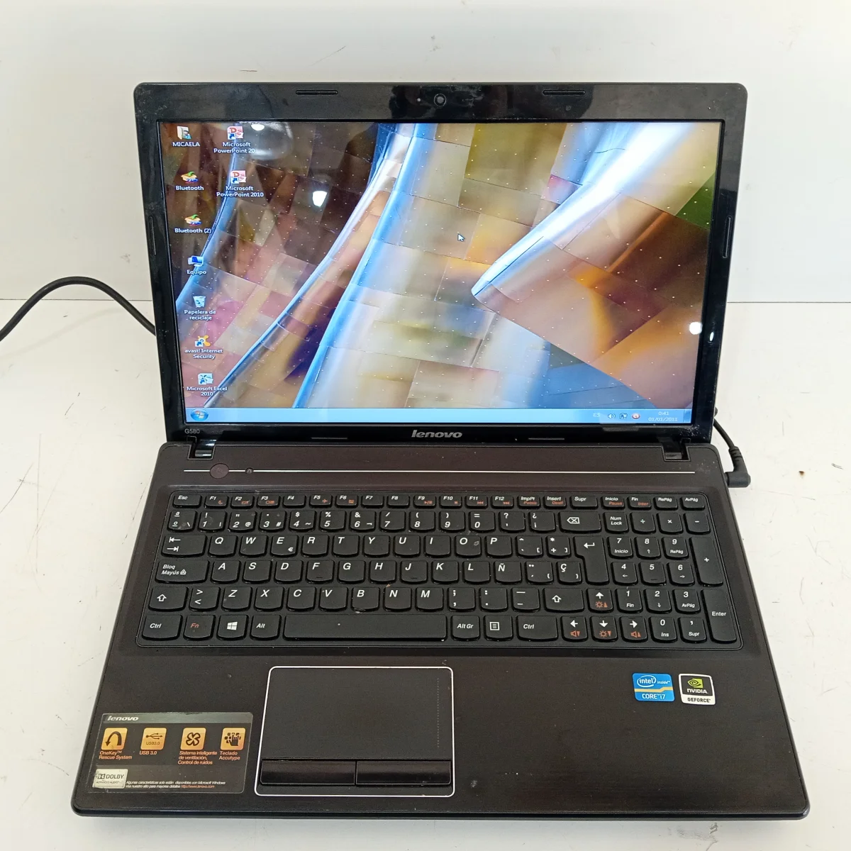 Notebook Marca Lenovo Modelo 2189 Procesador Intel Core I7-3520m Cpu 2.90ghz Memoria Ram 6 Gb Disco Duro 195 Gb Acc No Tiene
