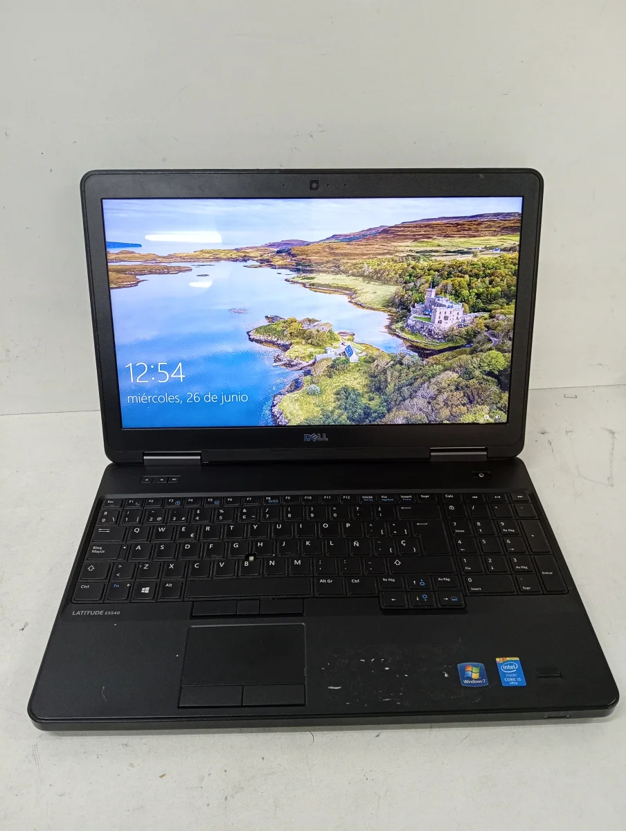 Foto 2 de Notebook Marca Dell Modelo Latitude E5540 Procesador I5 Memoria Ram 12 Gb Disco Duro 500 Gb Acc No Tiene