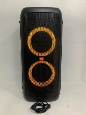 Speaker Potencia Watts No Tiene Marca Jbl Sin Control Modelo Party Box 300 Usado En Buen Estado Sin Caja Acc C/Entrada UsbC/Luz LedC/Cable Power