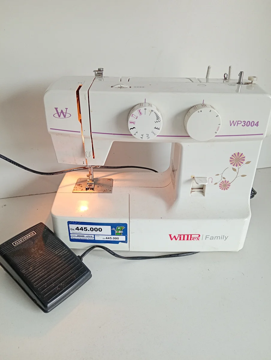 Maquina De Coser Familiar Marca Willpex Modelo Family Wp3004 Usado En Buen Estado Acc Pedal