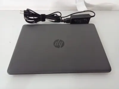 Notebook Marca Hp Modelo 240g7 Procesador I5 Memoria Ram 8 Gb Disco Duro 500 Gb Acc No Tiene