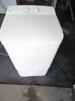 Lavarropas Cap: 6 Kg. Marca Fama Modelo Nova6 Usado En Buen Estado Acc: Caño De Desague