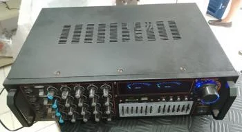 Foto 3 de Amplificador De Sonido P/ Discoteca Marca Megasonic Modelo Ka-3300 Usado En Buen Estado Acc Con Antena 5 SalidasRadio BtUsb