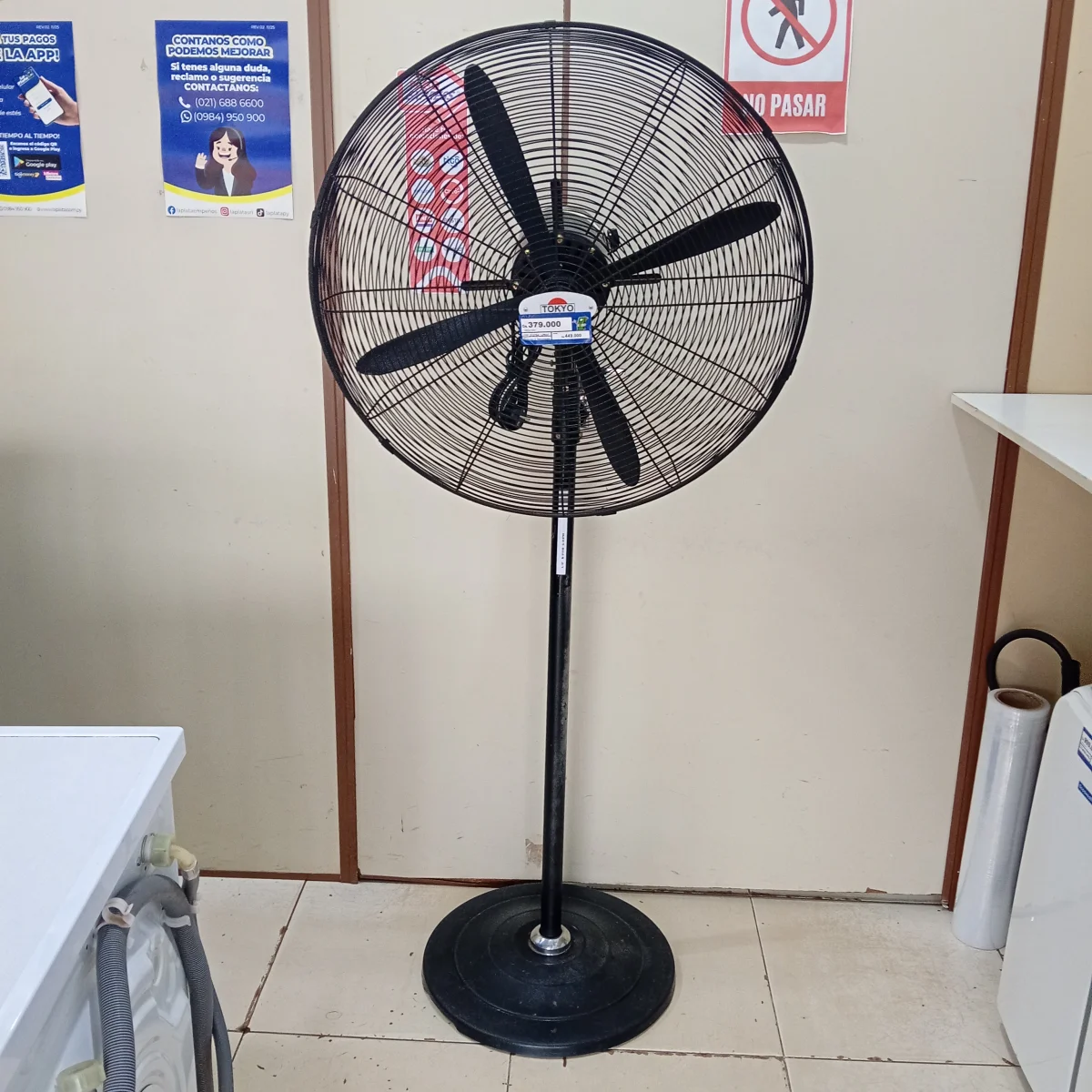 Foto 2 de Ventilador 3 Velocidades Marca Tokyo Modelo Vetokp1126 Usado En Buen Estado Acc C/4 Aletas