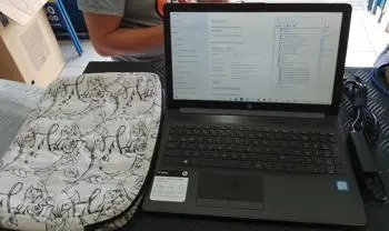 Notebook Marca Hp Modelo 15-L00 Procesador Core I5 Memoria Ram 4 Gb Disco Duro 1.000 Gb Acc Wevcam WifiHdmiTecado Numerico