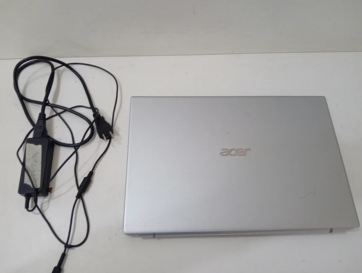 Foto 3 de Notebook Marca Acer Modelo N20c5 Procesador Celeron Memoria Ram 4 Gb Disco Duro 118 Gb Acc No Tiene