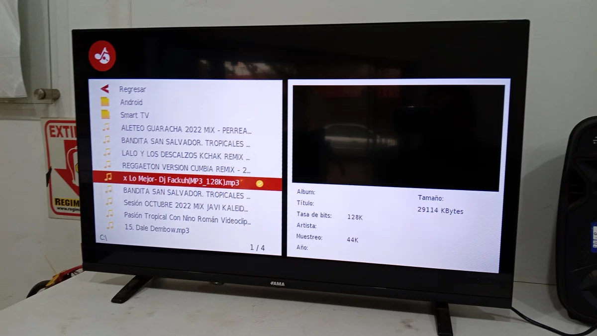 Televisor Led Convencional De 32 '' Marca Fama Modelo Tvf-32fs20 Usado En Buen Estado Con Control Sin Caja Acc C/Patias