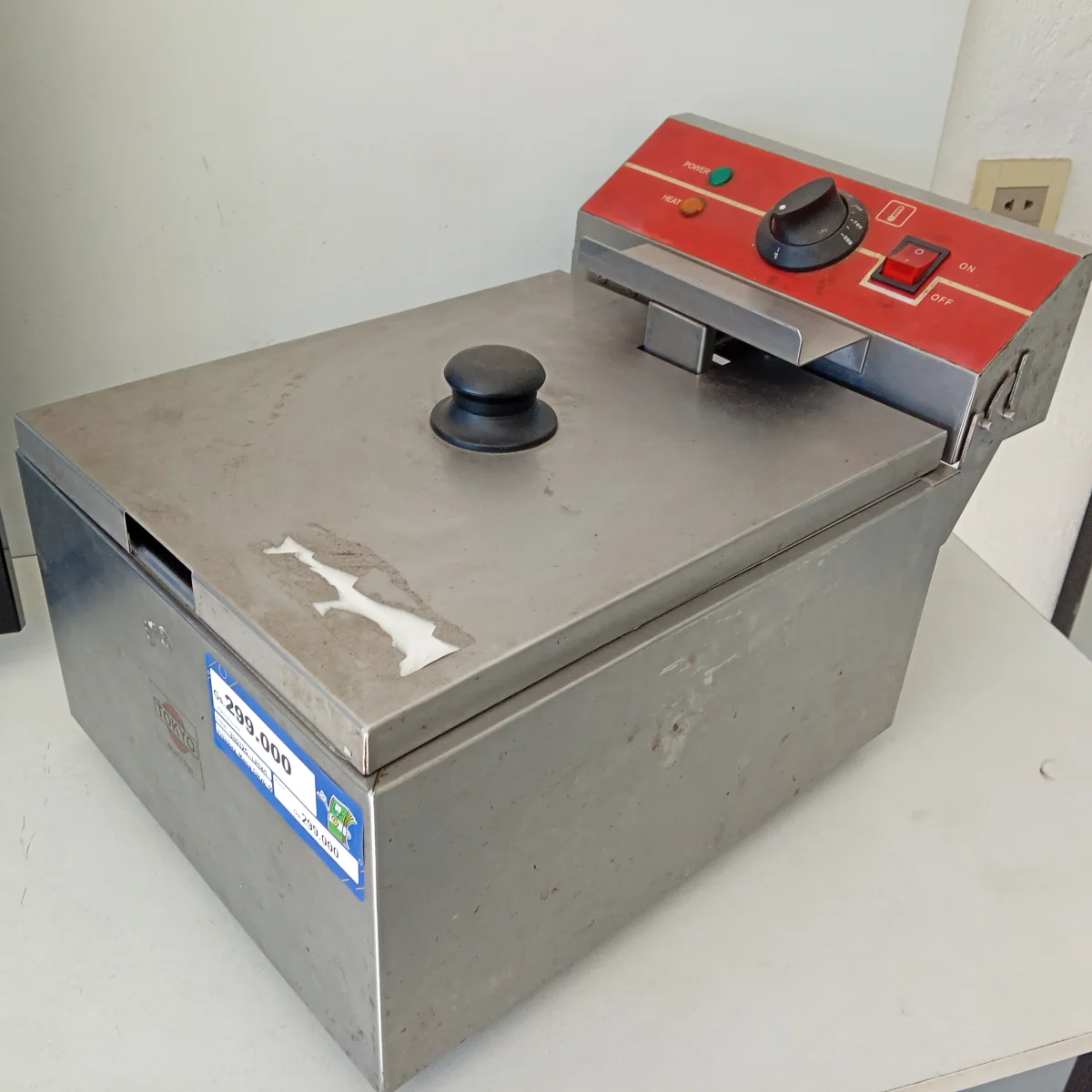 Foto 2 de Fritadora Marca Tokyo Modelo Lr-Ef-101b Usado En Buen Estado Acc CanastaTapa