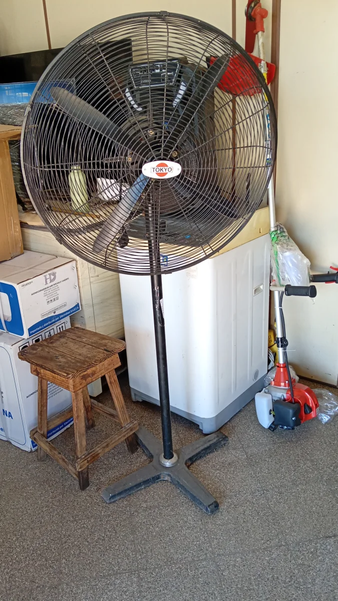 Foto 3 de Ventilador 3 Velocidades Marca Tokyio Modelo No Visible Usado En Buen Estado Acc No Tiene