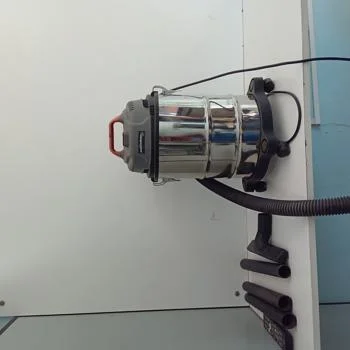 Aspiradora Marca Gladiator Modelo A815/220 Usado En Buen Estado Acc Una Manguera Dos Picos Y 3 Caño Para Alargar