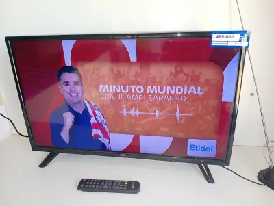 Televisor Led Convencional De 32 '' Marca Jam Modelo Ja32hd500 Usado Con Desgaste Con Control Sin Caja Acc 2 Patitas
