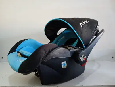 Baby Seat Marca Priori Modelo No Tiene Usado-En-Buen-Estado Acc: Cinturon De Seguridad Comentario: De Color Celeste Con Negro