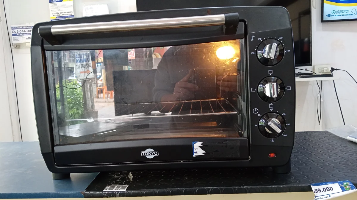 Horno Marca Tokyo Litros 45 Modelo Edthelisto-N Usado En Buen Estado Acc Con Parrilla