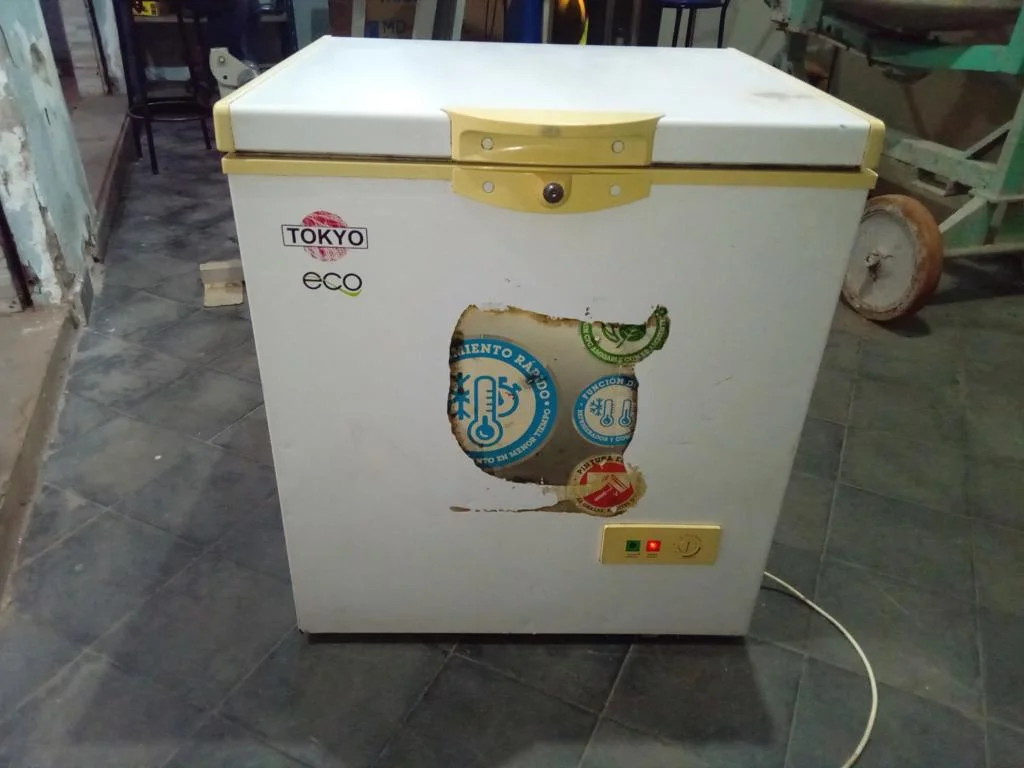 Congeladora / Frezzer Marca Tokyo Litros 200 Modelo Cgtcon200 Usado Con Desgaste Acc No Tiene