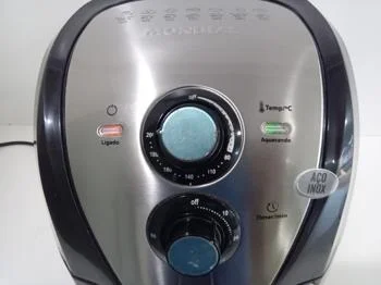 Foto 2 de Fritadora Marca Mondial Modelo Afn-40-Bl Usado Con Desgaste Acc Canasta