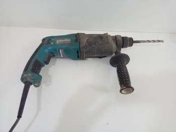 Foto 2 de Taladro Marca Makita Modelo Hr2470 Usado Con Desgaste Acc Con Mango