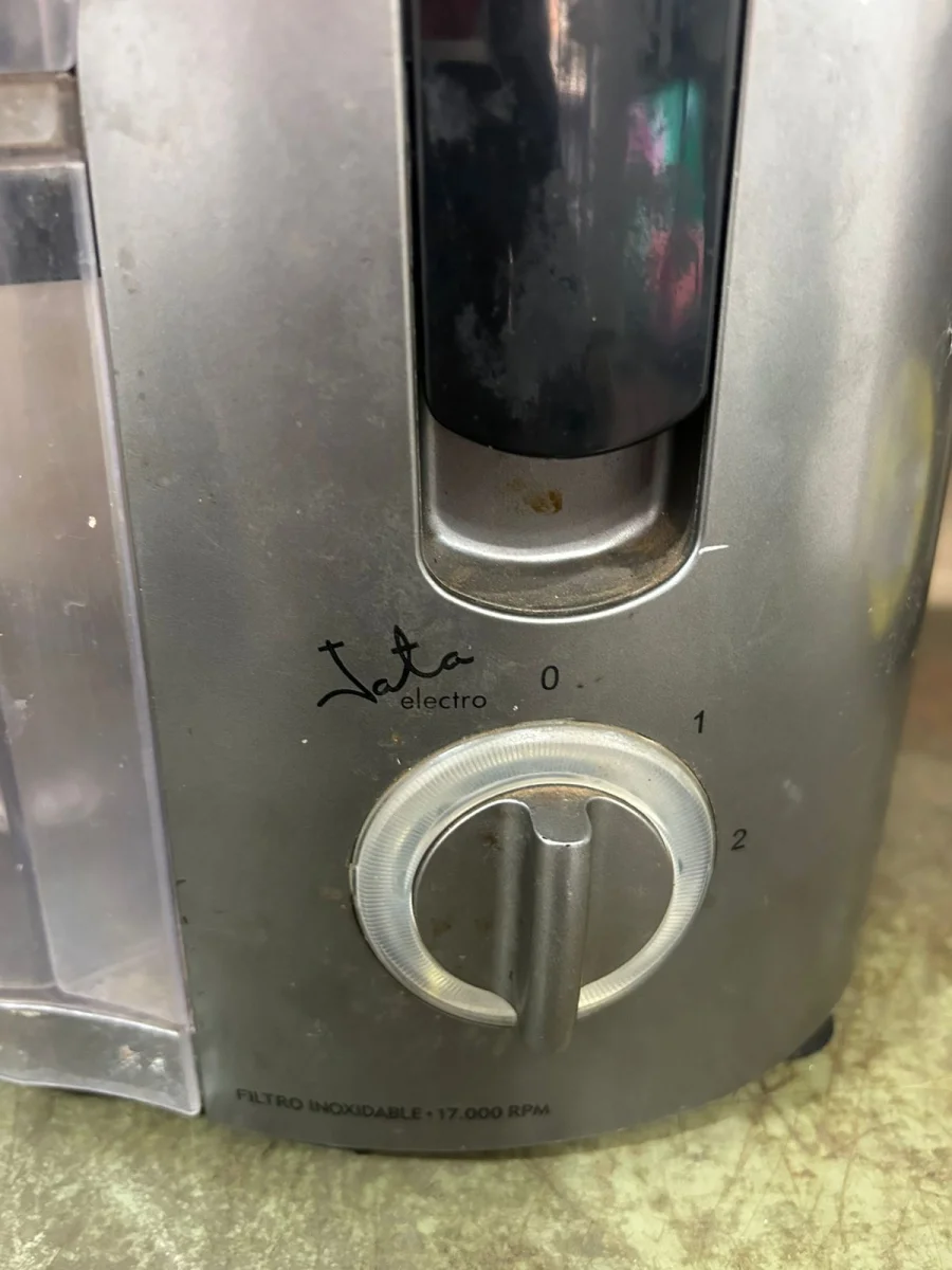 Foto 3 de Juguera 2 Velocidades Marca Jata Electro Modelo Li503 Usado En Buen Estado Acc No Tiene