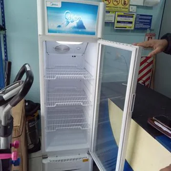 Visicooler Marca Midea Modelo Mdrz302fgg01 Usado En Buen Estado Acc Con Tres Parrillas Y Luz Led