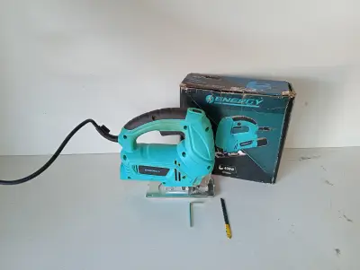 Sierra Tipo Caladora Marca Energy Modelo Js10 Usado En Buen Estado Acc Con 1 Hoja De Sierra Con Llave