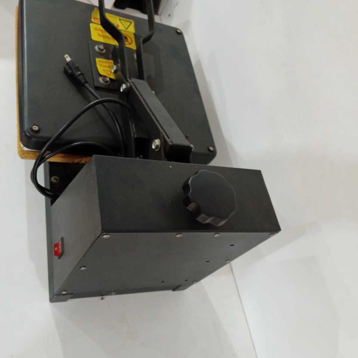 Foto 2 de Plancha Para Sublimacion Marca Heat Press Machine Modelo Hm-38/Hm-40 Acc Con Almohadilla