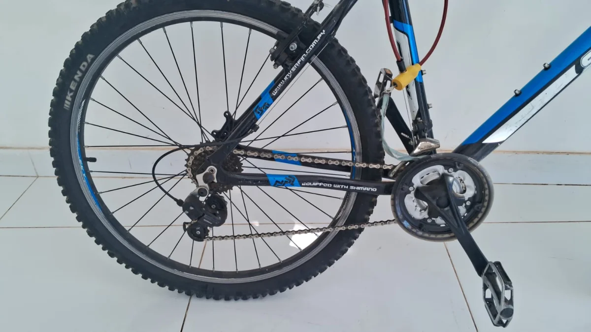 Foto 3 de Bicicleta Marca Sky Modelo 410 Usado En Buen Estado Acc Amortiguador Freno Delantero Y TraseroCon Candado Y Llave