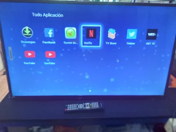 Televisor Led Smart De 40 '' Marca Consumer Modelo Cmr-Led40 Con Control Usado En Buen Estado Acc 2 Patitas Sin Tornillos
