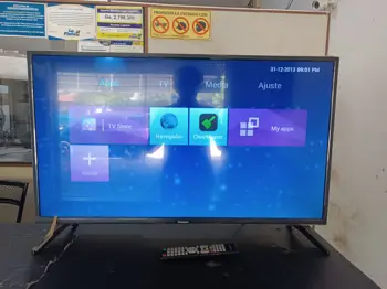 Televisor Led Smart De 40 '' Marca Consumer Modelo Cmr-Led40 Con Control Usado En Buen Estado Acc Patitas