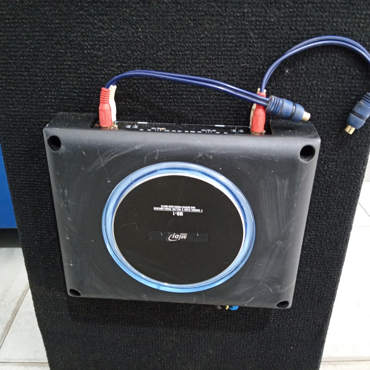 Foto 2 de Amplificador De Sonido P/ Automovil Marca Midi Modelo Md-1 Usado En Buen Estado Acc No Tiene