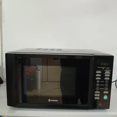 Microondas Marca Matsui Modelo Mt-Hm3815-N Usado En Buen Estado Acc Plato De Vidrio 38lts