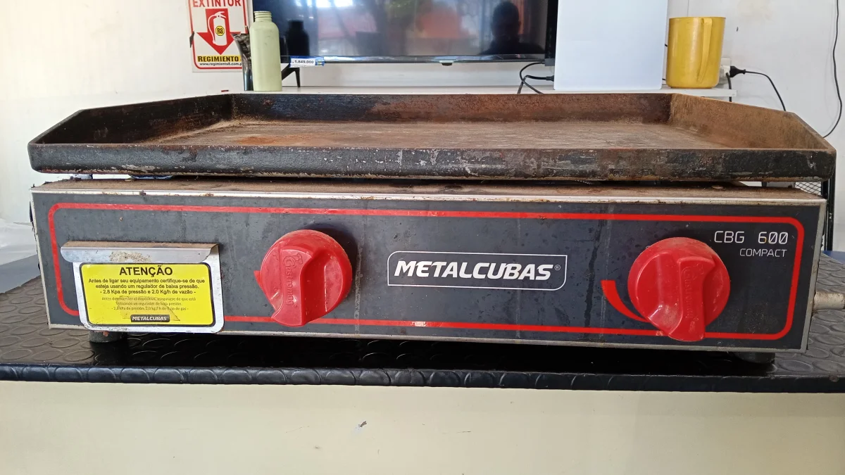 Plancha Hamburguesera Marca Metalcubas Modelo Cbg600compact Usado En Buen Estado Acc 2quemadores
