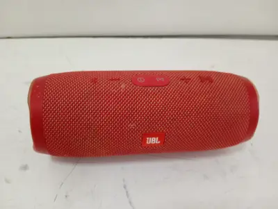 Parlante Portatil Marca Jbl Modelo Carge3 Usado En Buen Estado Con Cable Usb Color Negro Acc No Tiene