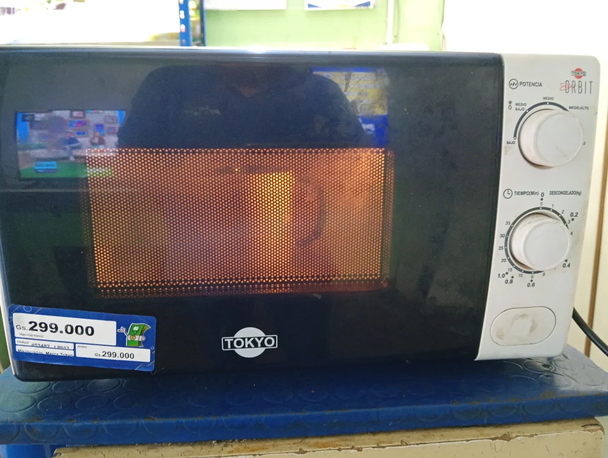 Microondas Marca Tokyo Modelo Edtmtok20mxn Usado En Buen Estado Acc No Tiene