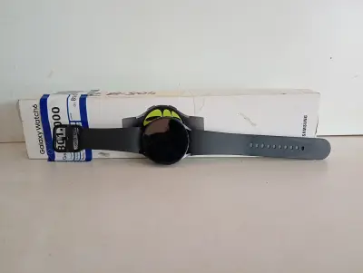 Reloj Para Caballero Marca Samsung Modelo Watch6 Acc Cable Cargador