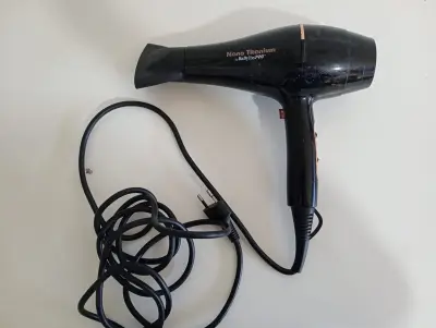Secador De Pelo Marca Babylisspro Modelo B6176uz Usado En Buen Estado Acc Un Pico