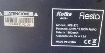 Foto 3 de Caja De Sonido Amplificada Marca Kolke Modelo Kpb-370 Con Control Usado En Buen Estado Acc C/ UsbFmBtMicrofonoBateriaDs Antena