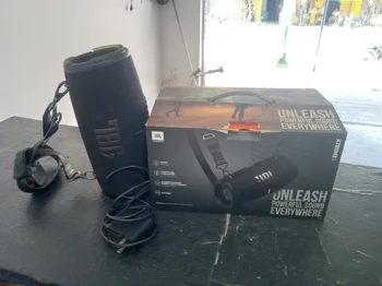 Speaker Potencia Watts 25 Marca Jbl Sin Control Modelo Xtreme3 Usado En Buen Estado Con Caja Acc Cinta Colgante Manual