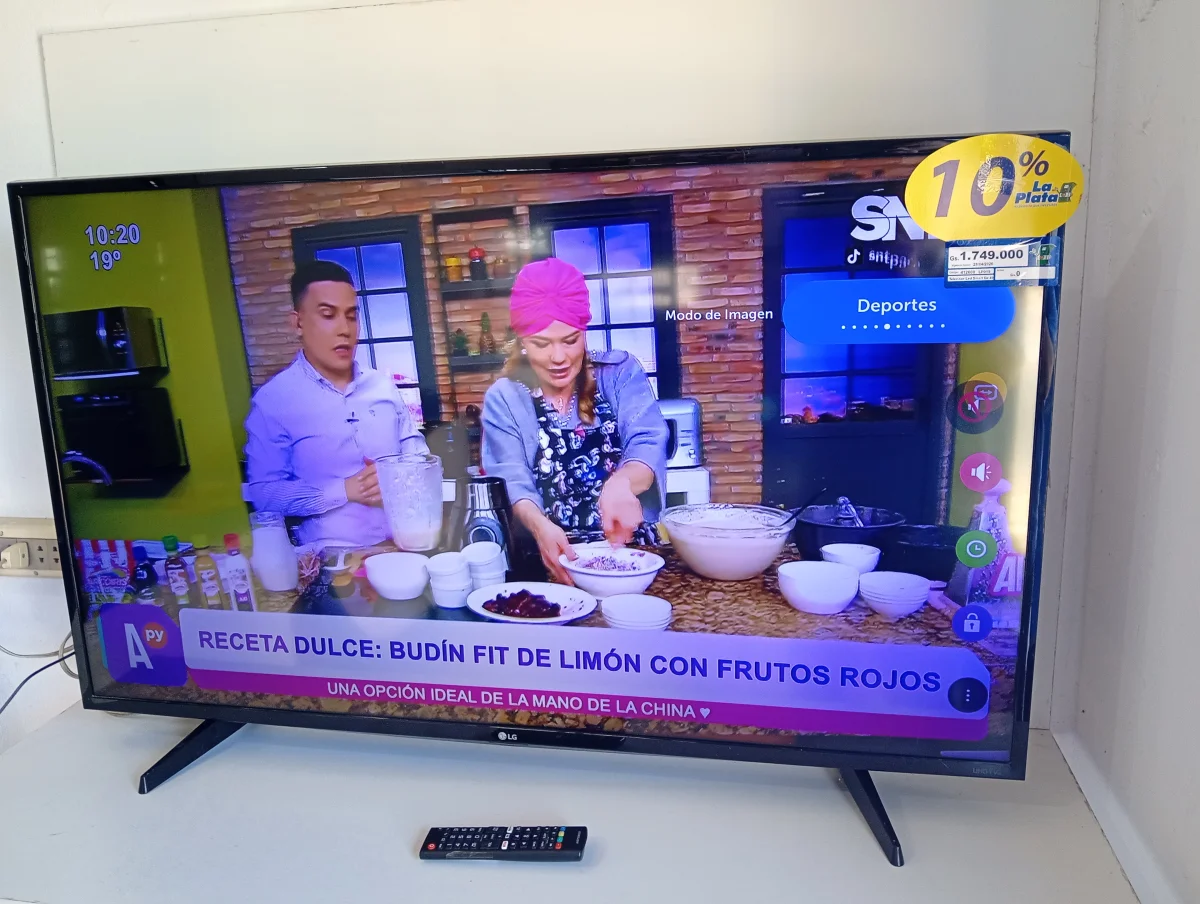 Televisor Led Smart De 49 '' Marca Samsung Modelo 49uh6100-Sj Con Control Usado En Buen Estado Acc Patitas