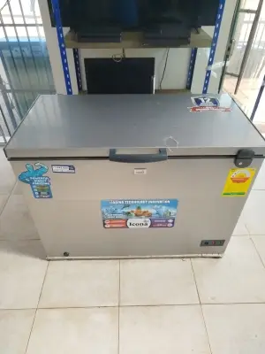 Congeladora / Frezzer Marca Icona Litros 300 Modelo Ilcf-335h Usado En Buen Estado Acc Con Dos Tapas Deslizables De VidrioCanastaManija Sin TornillitosLlave