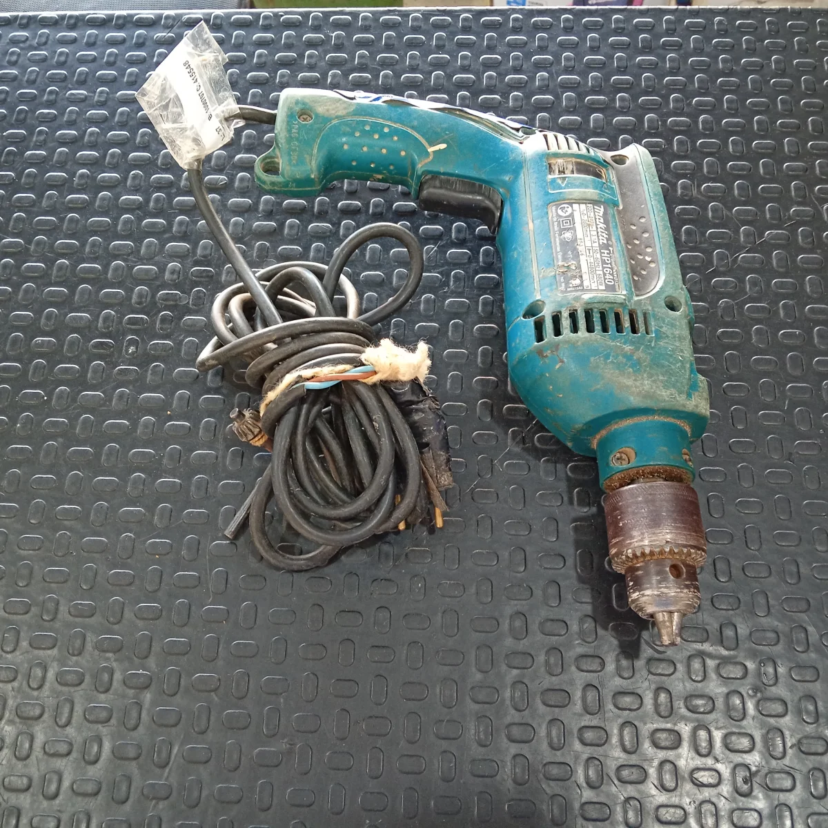 Foto 2 de Taladro Marca Makita Modelo Hp1640 Usado En Buen Estado Acc C/ Llave
