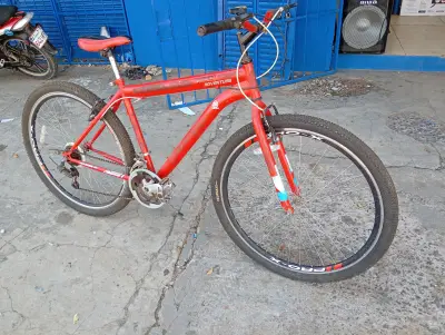 Bicicleta Marca Shimano Aro 29 Modelo Aventure Usado Con Desgaste Acc No Tiene
