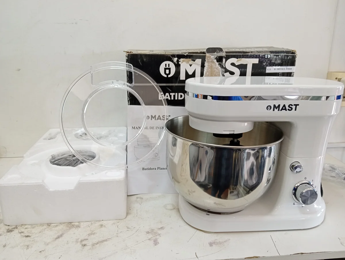 Foto 2 de Batidora Marca Mast Modelo Batidora Planetaria Usado En Buen Estado Acc 2 BatidoresTapaCajaBol De Acero Inox