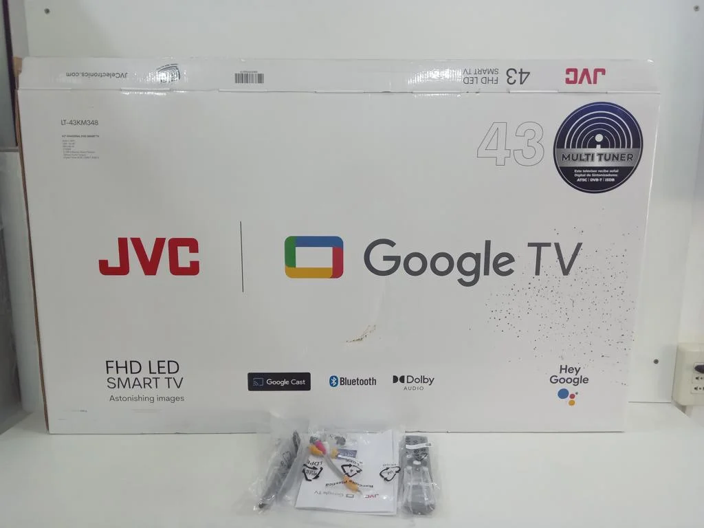 Foto 2 de Televisor Led Smart De 43 '' Marca Jvc Modelo Lt-43km348 Con Control Nuevo Sin Uso Acc Con 2 PatitasPilaTornilloUsbWifiLanHdmi