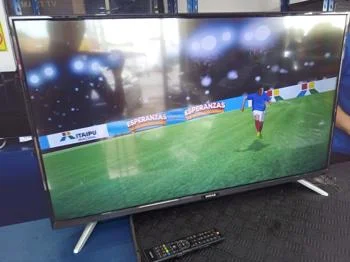 Televisor Led Smart De 43 '' Marca Midas Modelo Md-Tv432100l Con Control Usado Con Desgaste Acc Control2 PatitasTriple
