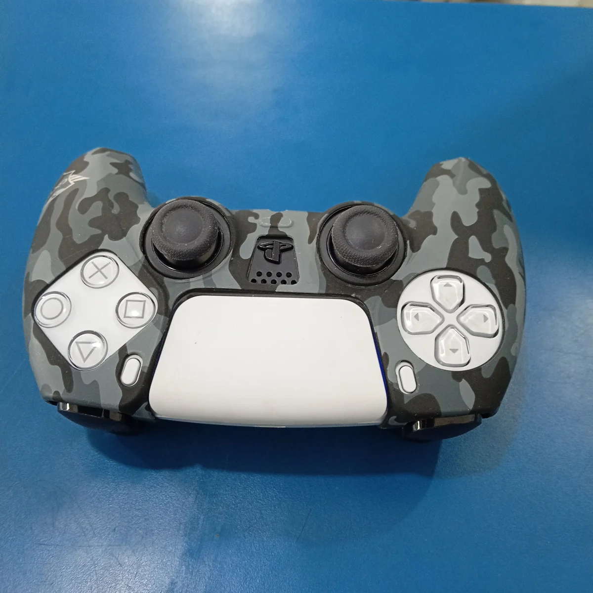 Foto 2 de Control Para Juego Ps5 Marca Sony Modelo Cfl-Zct1w Titulo No Tiene Acc Funda De Silicona Oxt