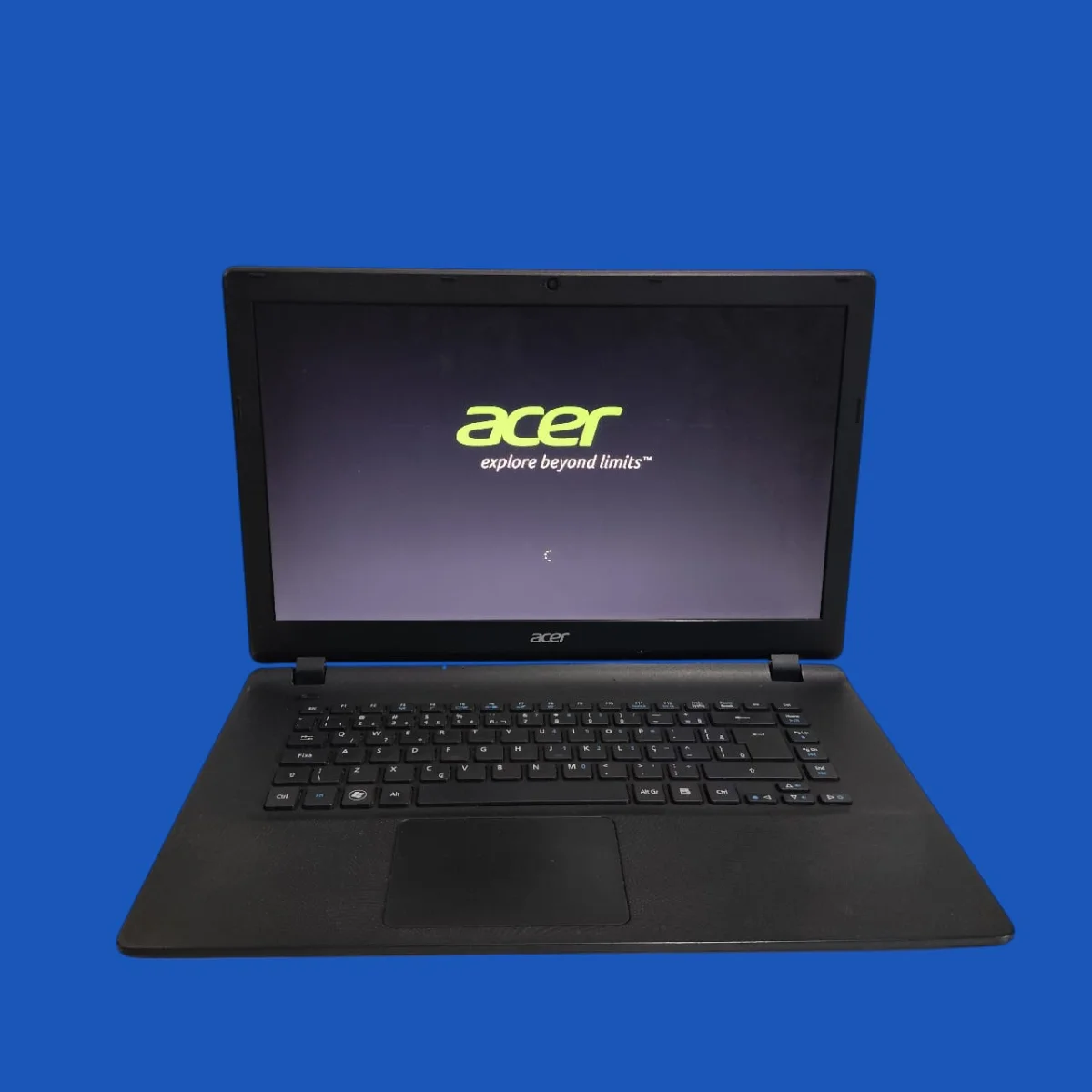 Foto 2 de Notebook Marca Acer Modelo Es1-511-C59v Procesador Celeron Memoria Ram 4 Gb Disco Duro 237 Gb Generacion No Tiene Acc Con Teclado Numerico