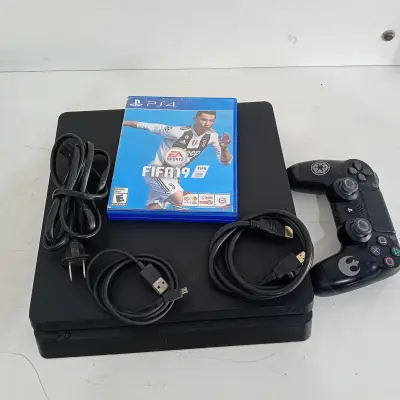 Juego Electronico Ps4 Marca Sony Slim Modelo Cuh-2215b Disco Duro 500 Gb Con Control Sin Caja Usado En Buen Estado Acc Cable PowerCable HdmiCable Usb