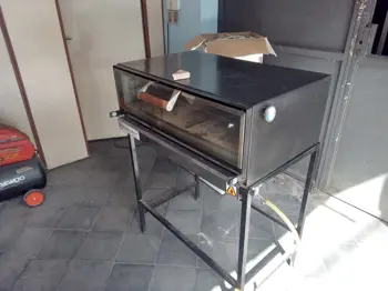 Horno Pizzero Marca Gastrfort Modelo No Tiene Tamaño En Cm 55 Acc Manguera De Gas80x55 Cm De MedidaA GasMedidor De Temp