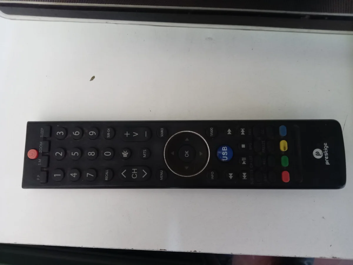 Foto 2 de Televisor Led Convencional De 42 '' Marca Prestige Modelo Pr-Tvz42e62 Usado En Buen Estado Sin Control Sin Caja Acc Pedestal