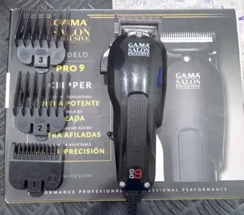 Maquina De Cortar Cabello Marca Gama Modelo Pr09-Hf Usado En Buen Estado Acc 3 Modelos De Corte
