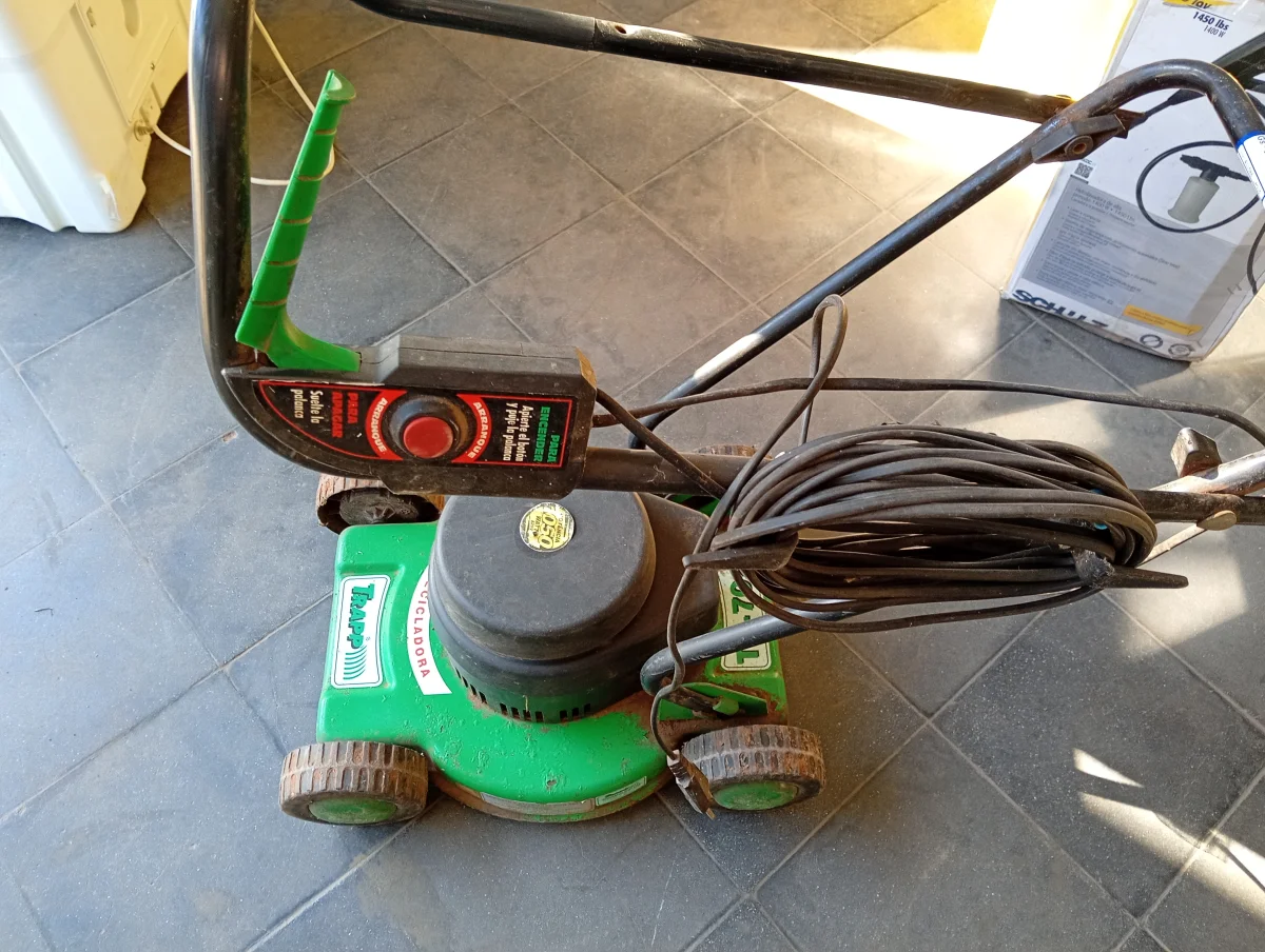 Foto 3 de Cortadora De Cesped Marca Trapp Modelo Ts70s Usado En Buen Estado Acc Cable Alargado